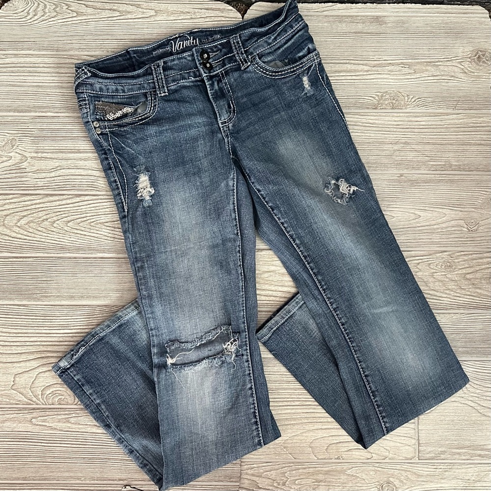 Junior Vanity Distressed Jeans with Sequin Detail Pockets 27W 33L